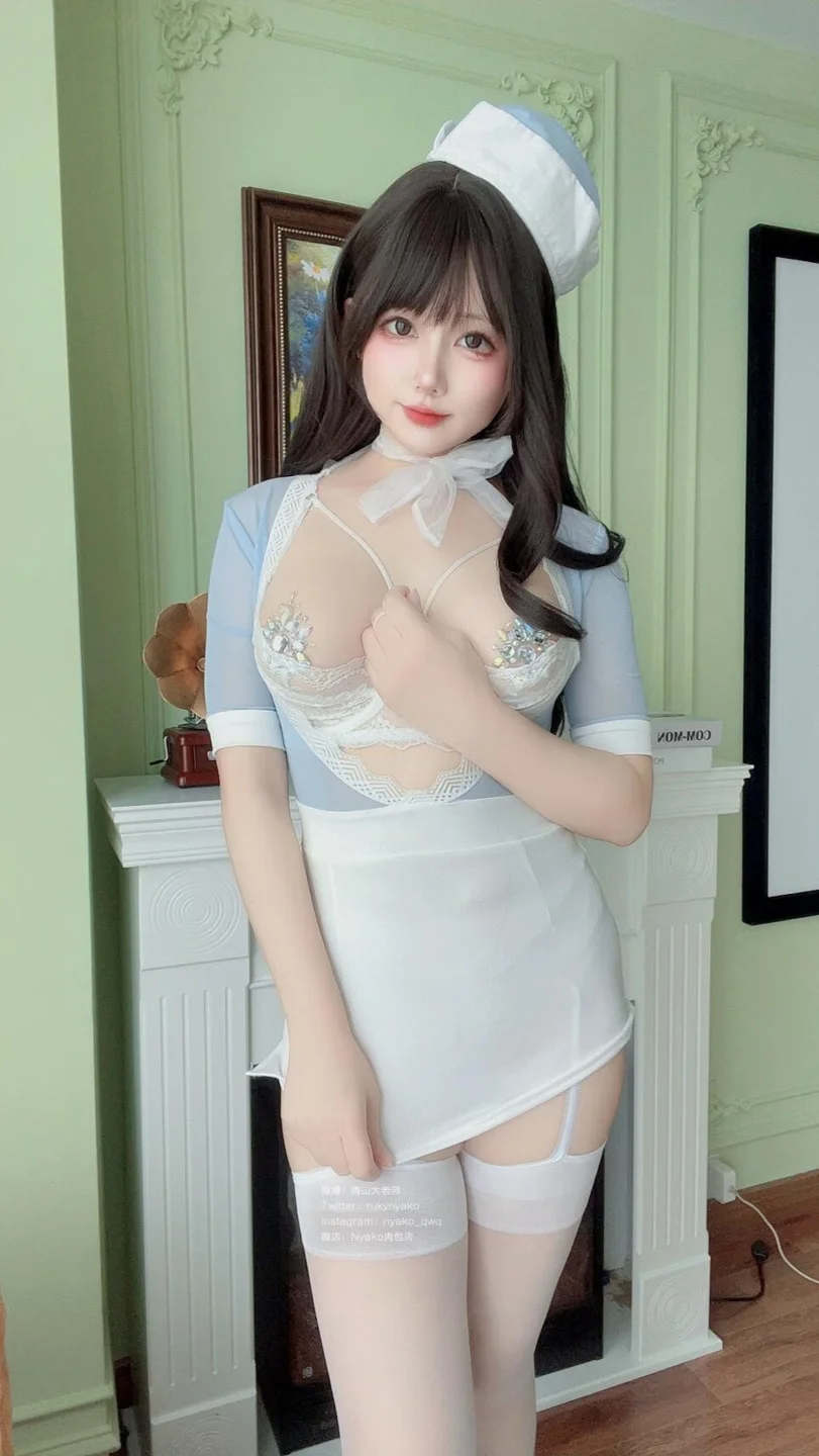 Nyako喵子 - 自拍36 [49P-82MB] tg@simisebaisi 【丝足阁】003.webp